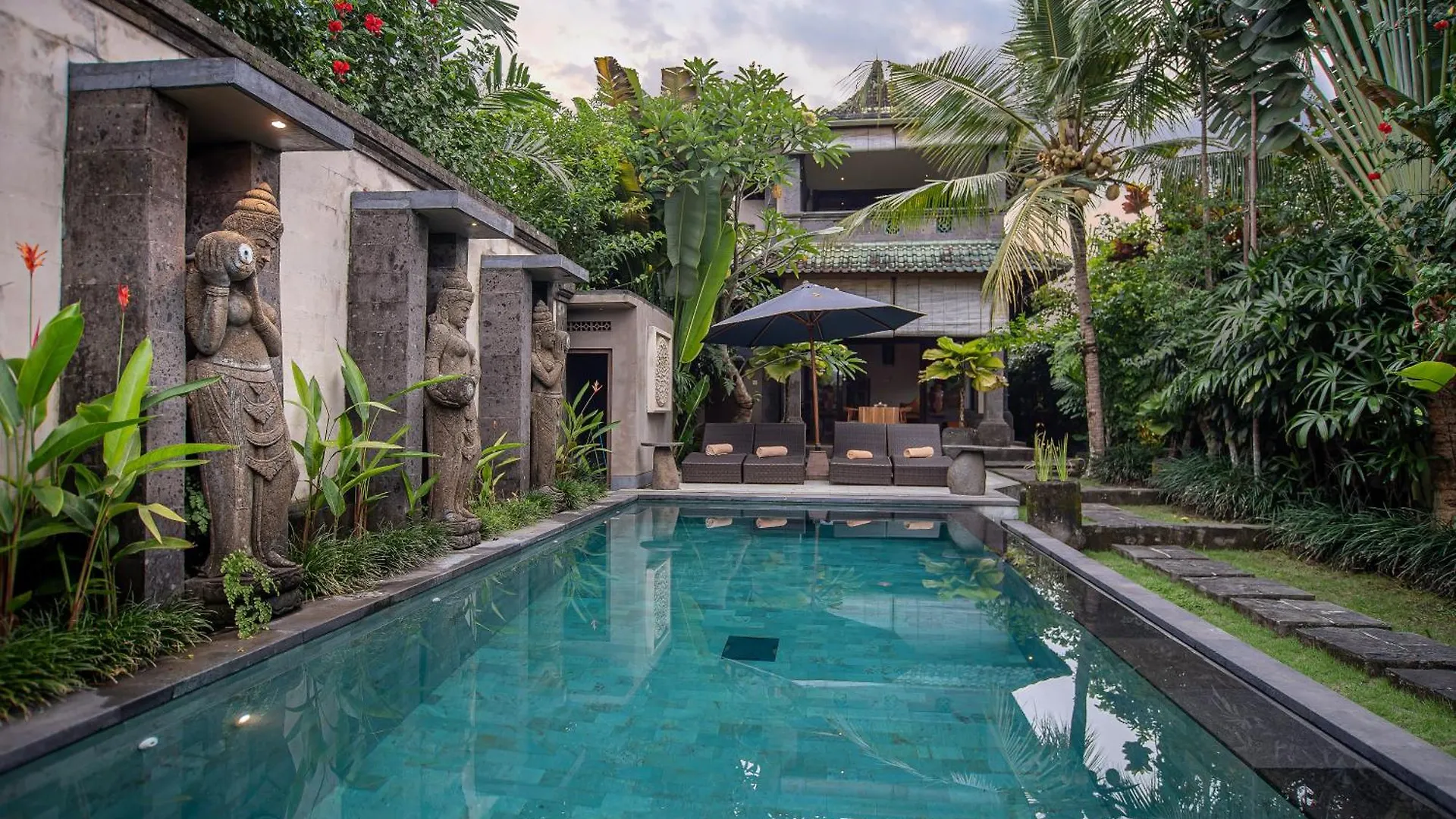 D'Legon Luxury Villas Ubud