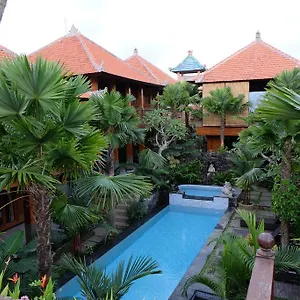 Budhi Ayu Holiday park