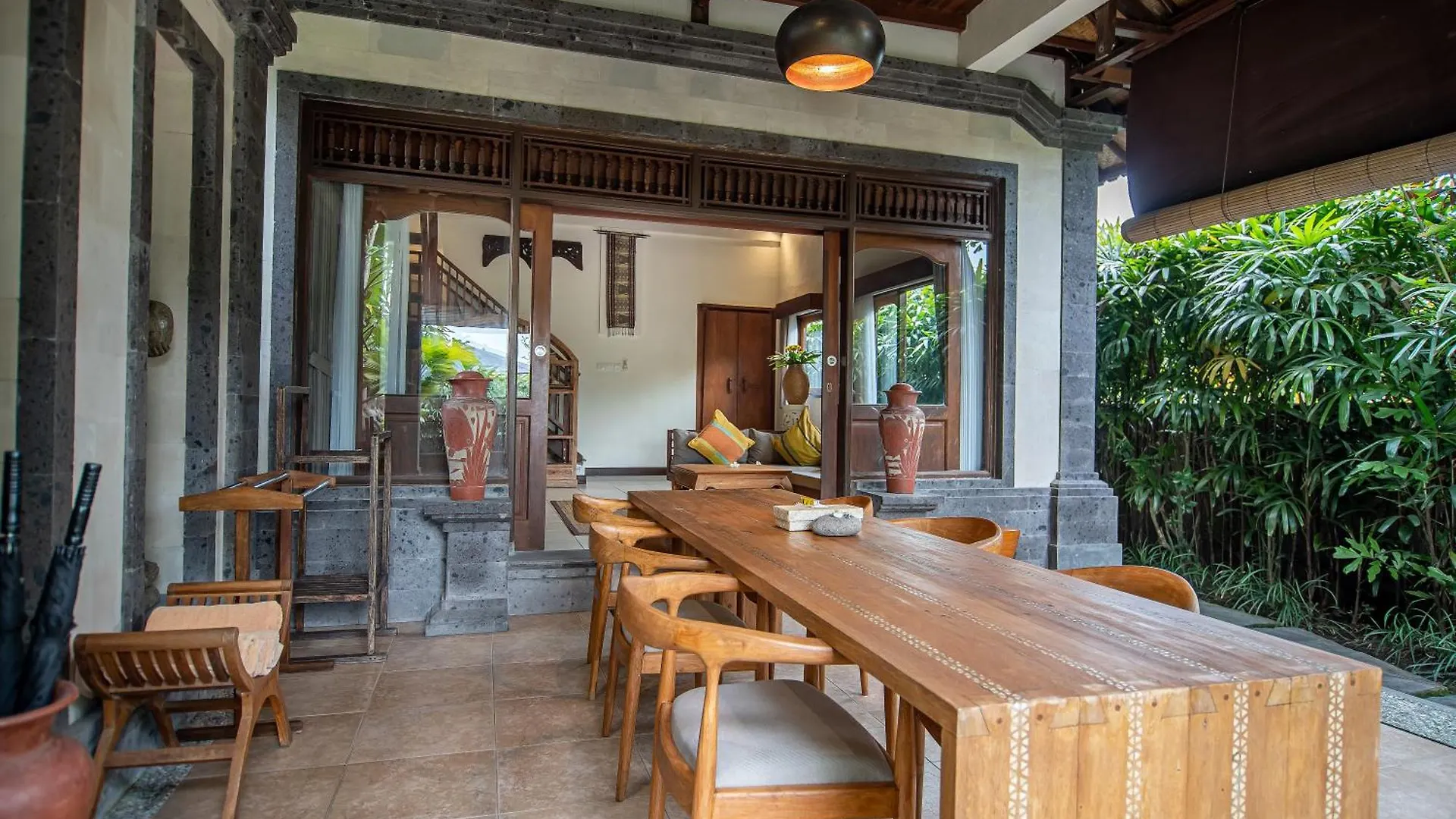 D'Legon Luxury Villas Убуд Индонезия
